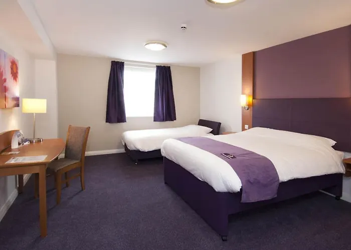 Top Hotels in the Heart of Cumbernauld